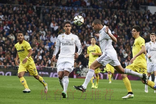 瓦拉内不会和皇马闹翻 在等曼联与皇马达成一致 瓦拉内不会和皇马闹翻 在等曼联与皇马达成一致